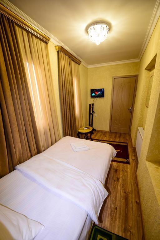 Hotel Vladi Kutaisi Dış mekan fotoğraf