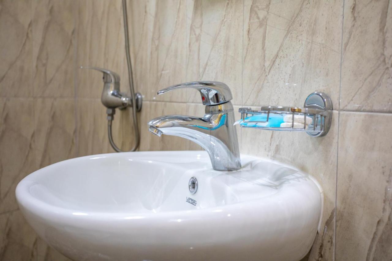 Hotel Vladi Kutaisi Dış mekan fotoğraf