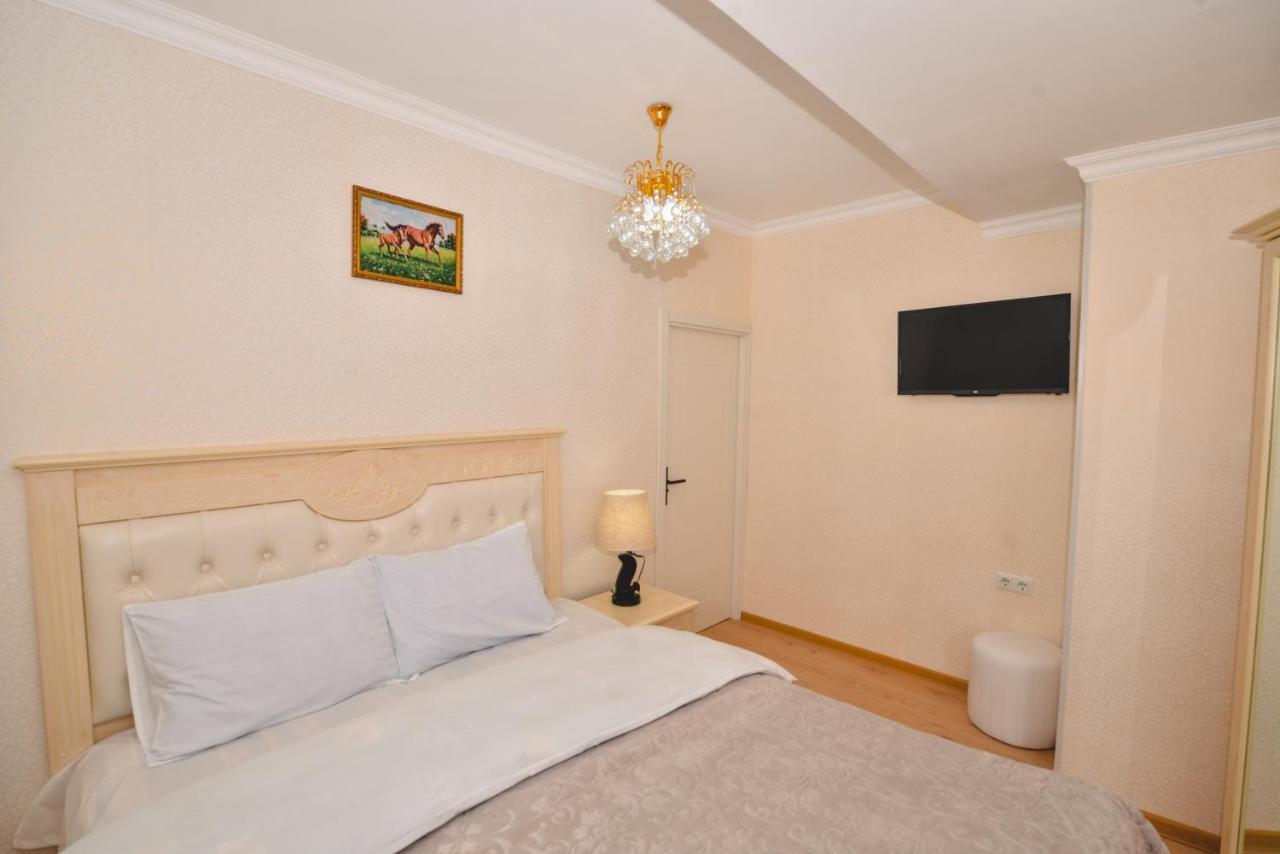 Hotel Vladi Kutaisi Dış mekan fotoğraf