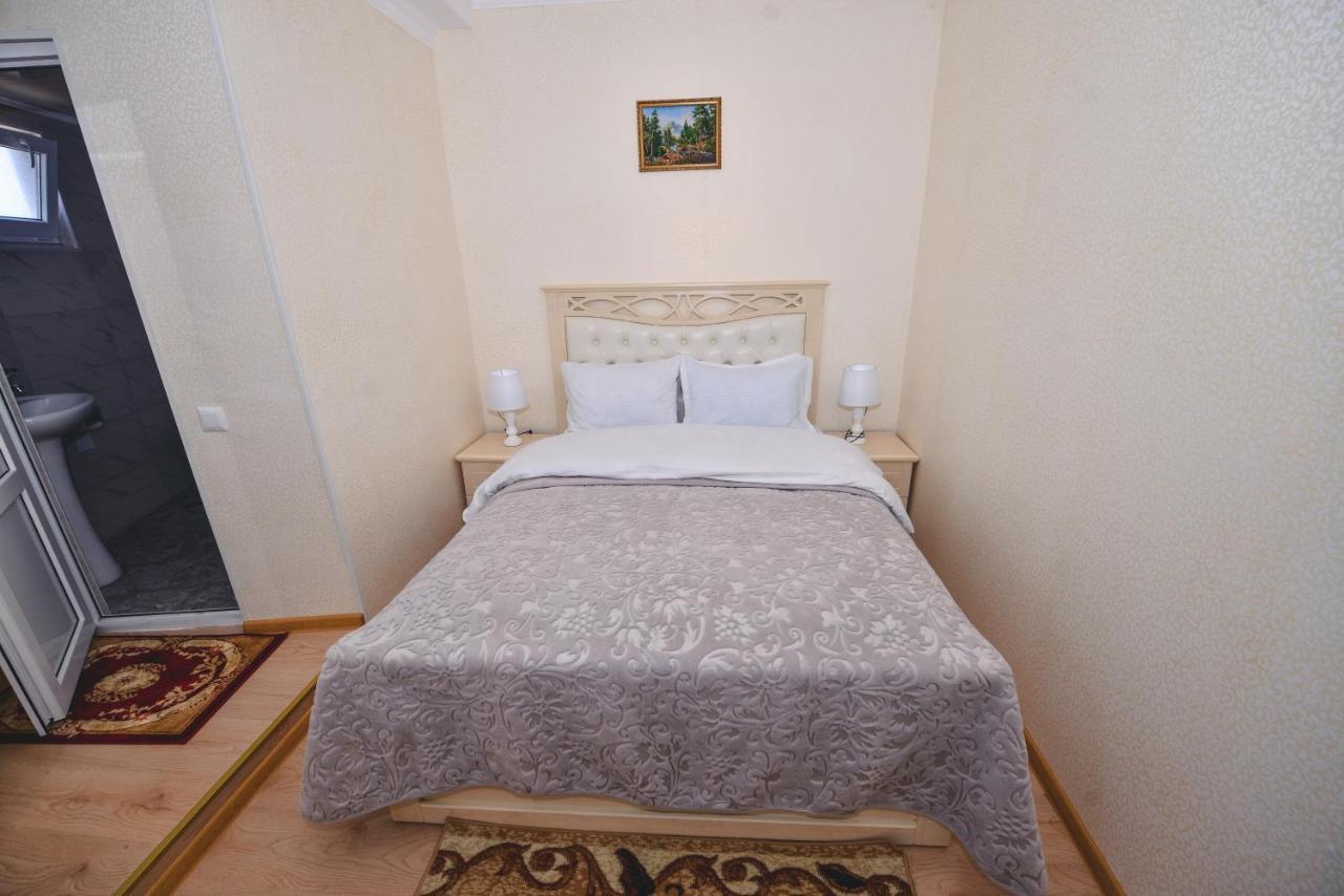 Hotel Vladi Kutaisi Dış mekan fotoğraf