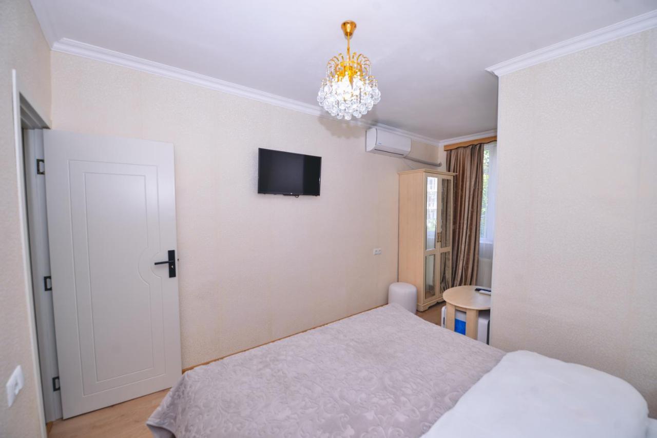 Hotel Vladi Kutaisi Dış mekan fotoğraf